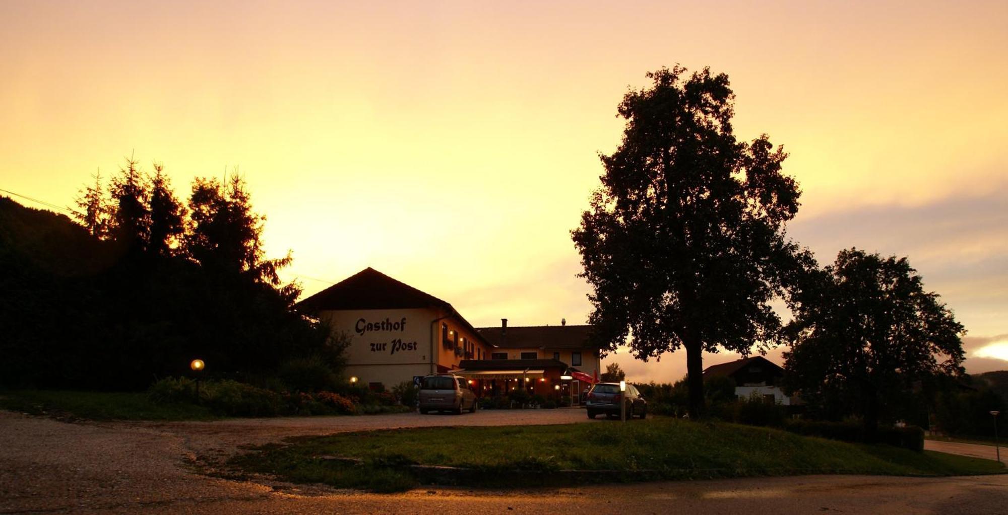 Gasthof Hotel Zur Post Ferlach Extérieur photo